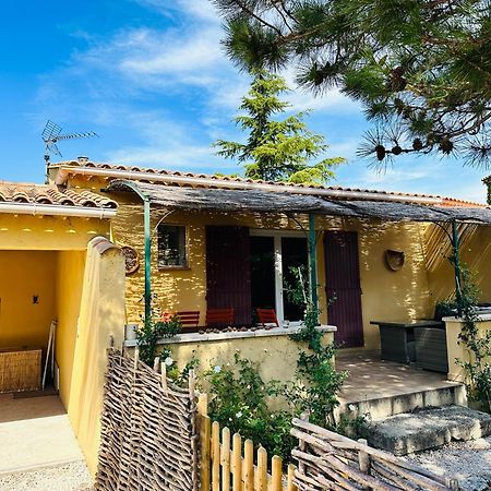 La Pitchoune : Gite Aux Pieds Des Alpilles Мурьес Экстерьер фото